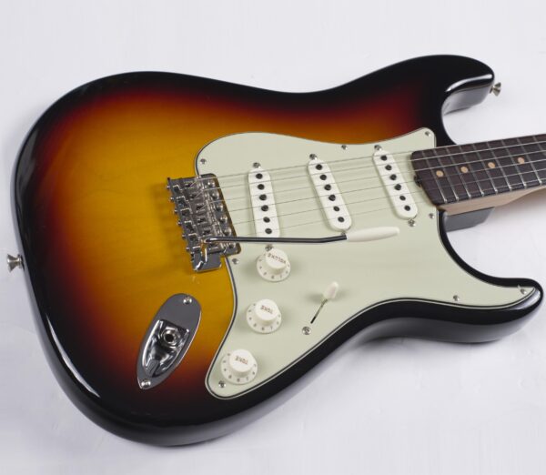 FENDER Vintage Custom 1959 Stratocaster NOS Chocolate 3 Color Sunburst-4