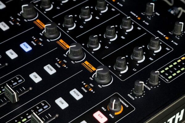 Allen & Heath XONE:43-4