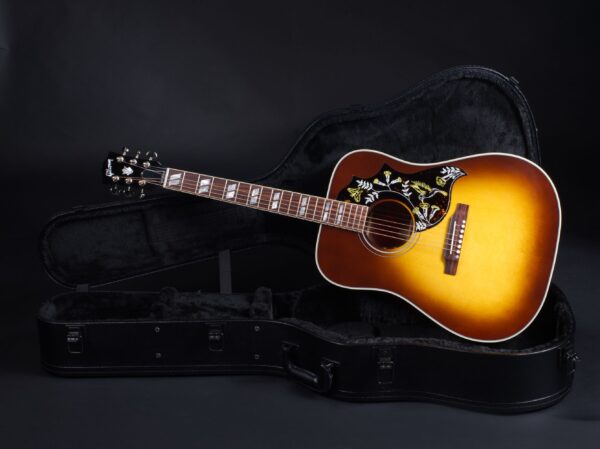 GIBSON Hummingbird Standard Red Spruce Custom Shop-9