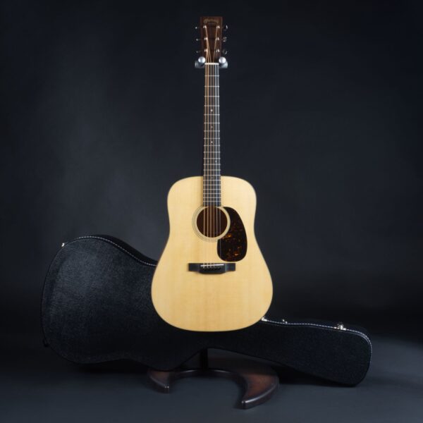 MARTIN GUITARS D-18 Satin-2