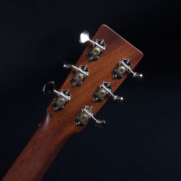 MARTIN GUITARS D-18 Satin-8