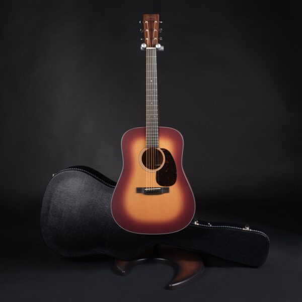 MARTIN GUITARS D-18 Satin Amberburst-2
