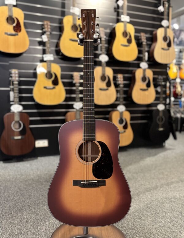 MARTIN GUITARS D-18 Satin Amberburst-10