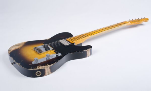 FENDER Custom Shop 1951 Telecaster Heavy Relic Wide Fade 2 Color Sunburst-4