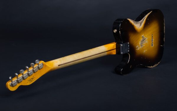 FENDER Custom Shop 1951 Telecaster Heavy Relic Wide Fade 2 Color Sunburst-8