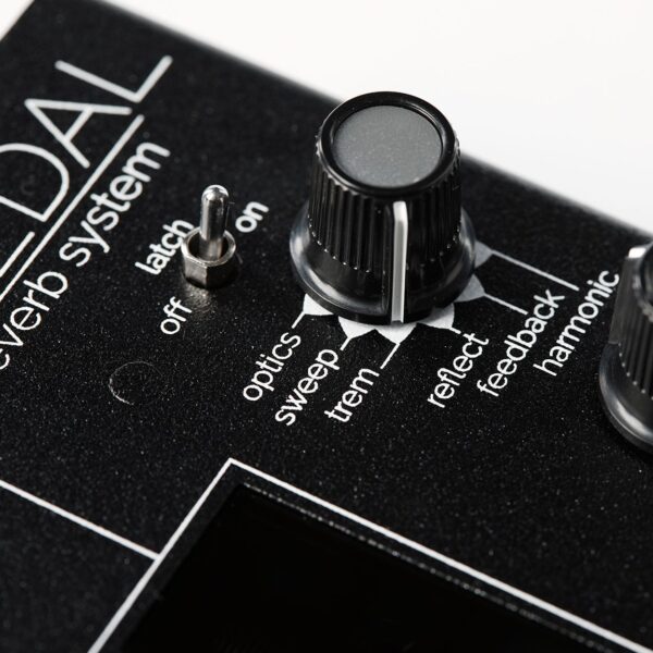 GAMECHANGER AUDIO Light Pedal-6
