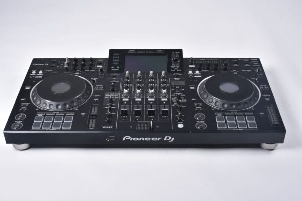 PIONEER DJ XDJ-XZ gebraucht inkl. Case mit 6 Monate Garantie!-3
