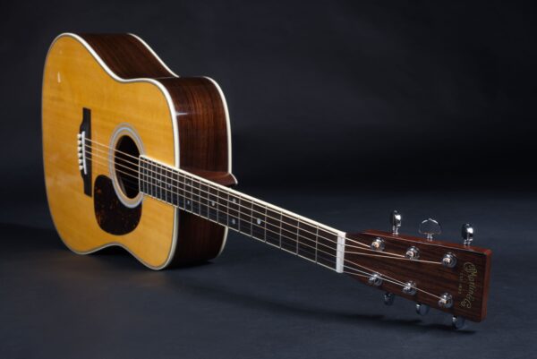 MARTIN GUITARS HD35-6