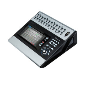 QSC TouchMix 30 PRO  Digitalmixer 32-Kanal