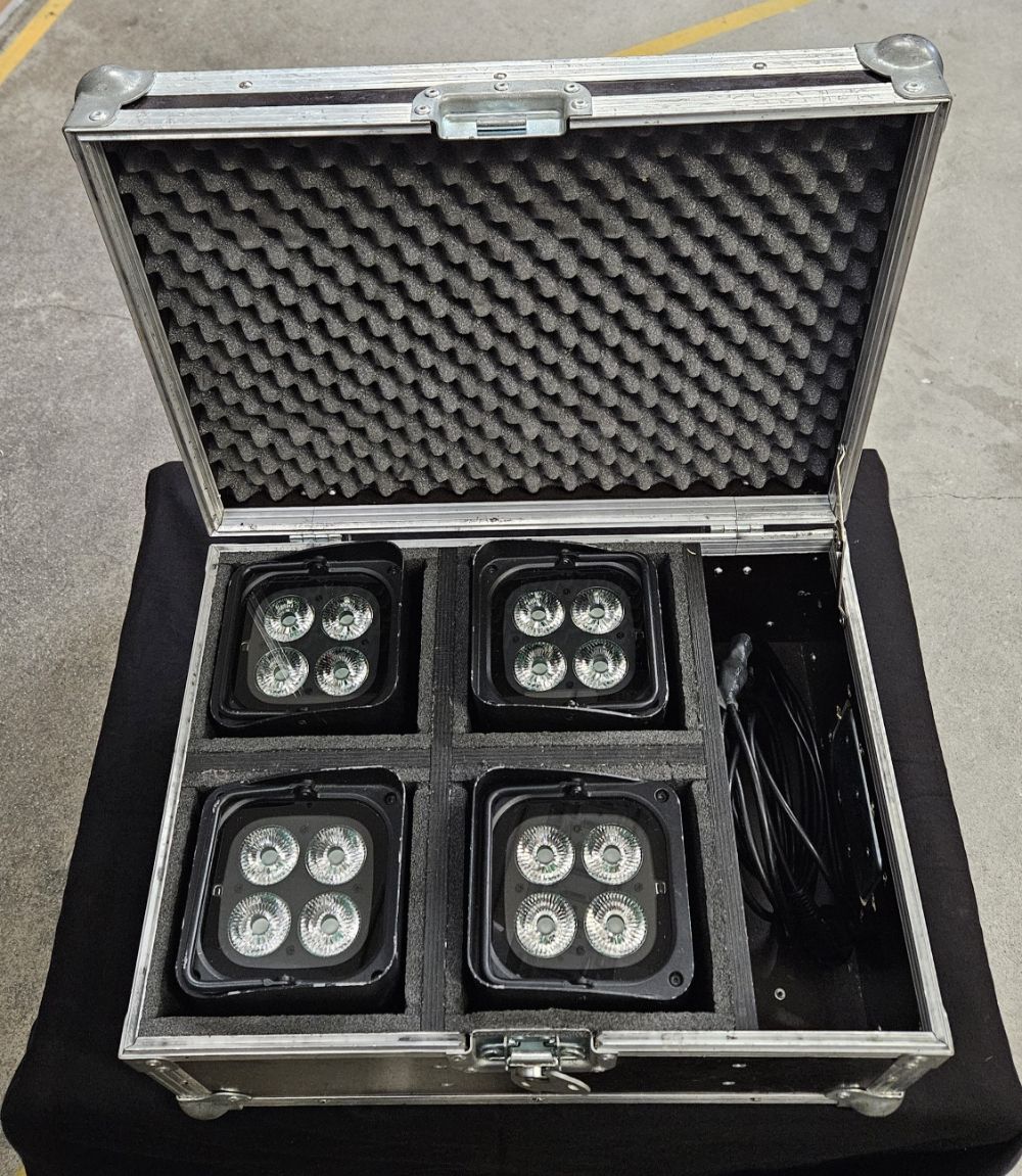 CHAUVET DJ Freedom Par 4x10W RGBA LED -Gebraucht aus Verleih- -Vier Stück im Case--2