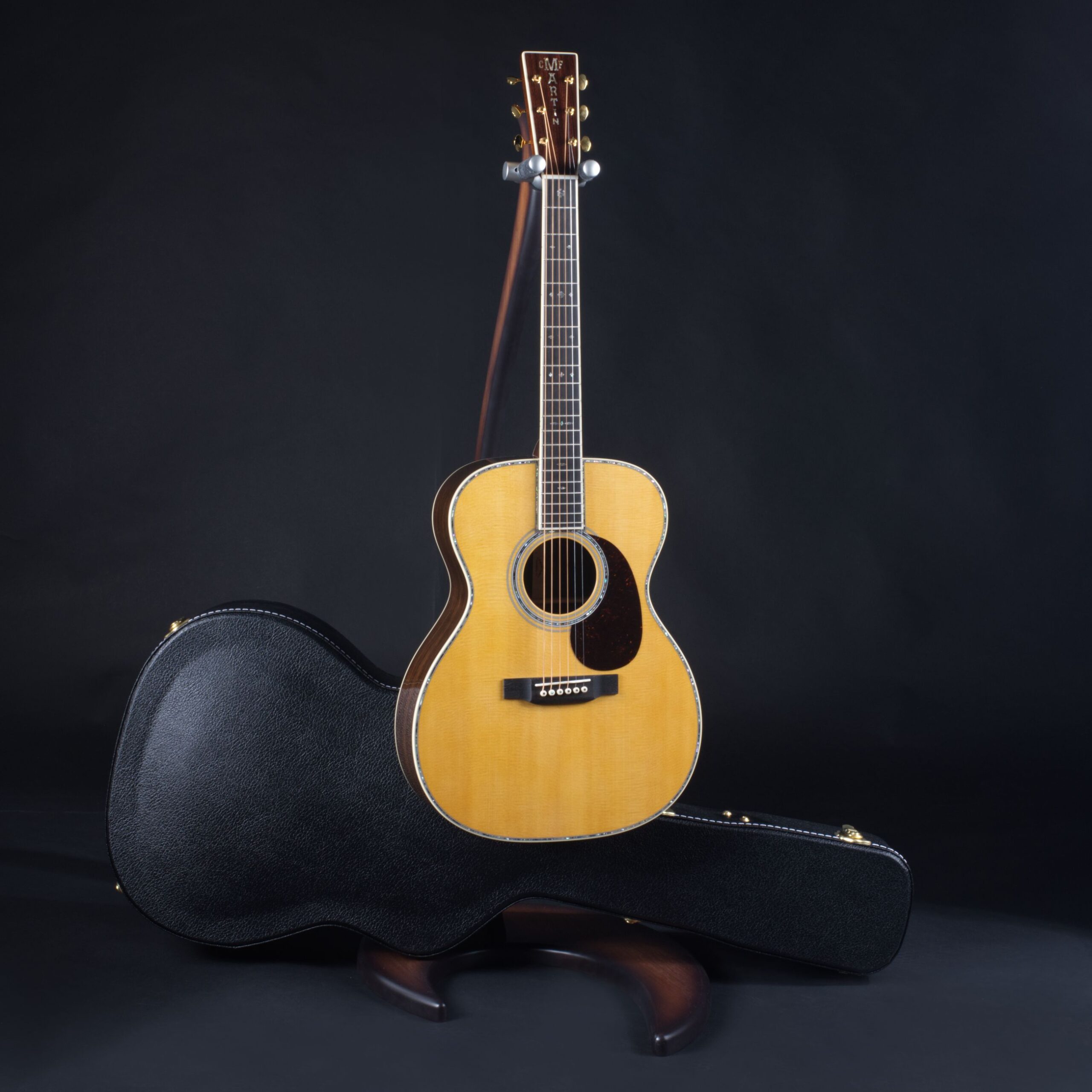 MARTIN GUITARS 00042 -2