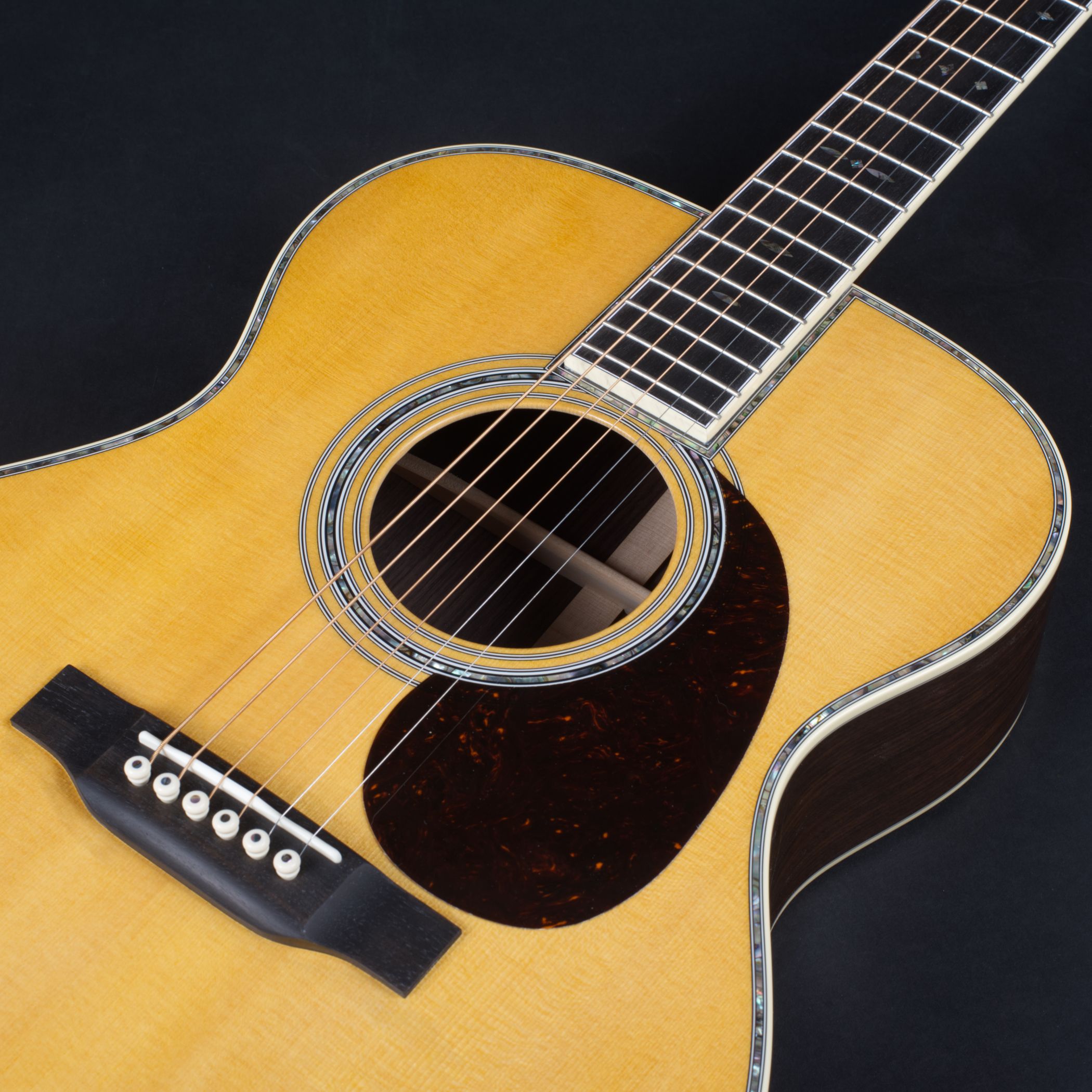 MARTIN GUITARS 00042 -3
