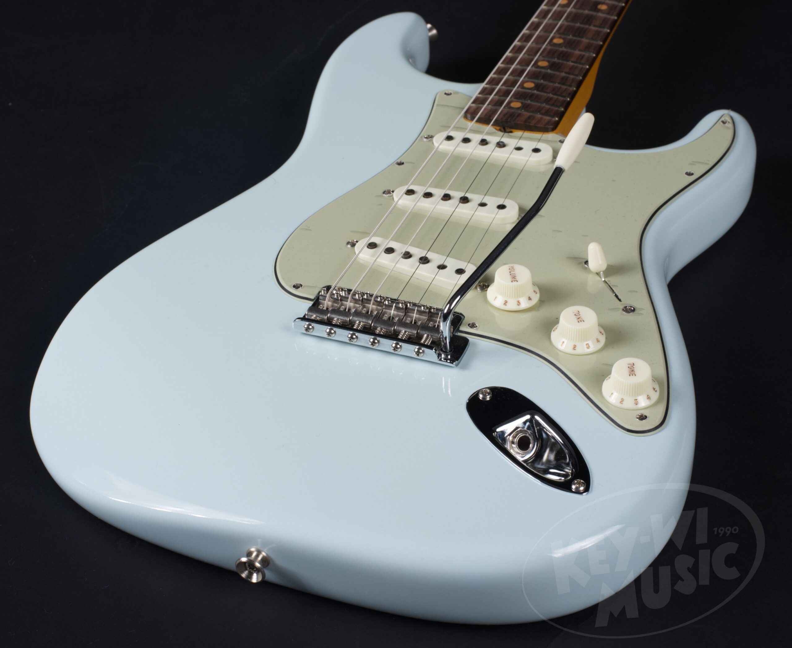 FENDER Custom Shop 1959 Stratocaster Aged Sonic Blue-4