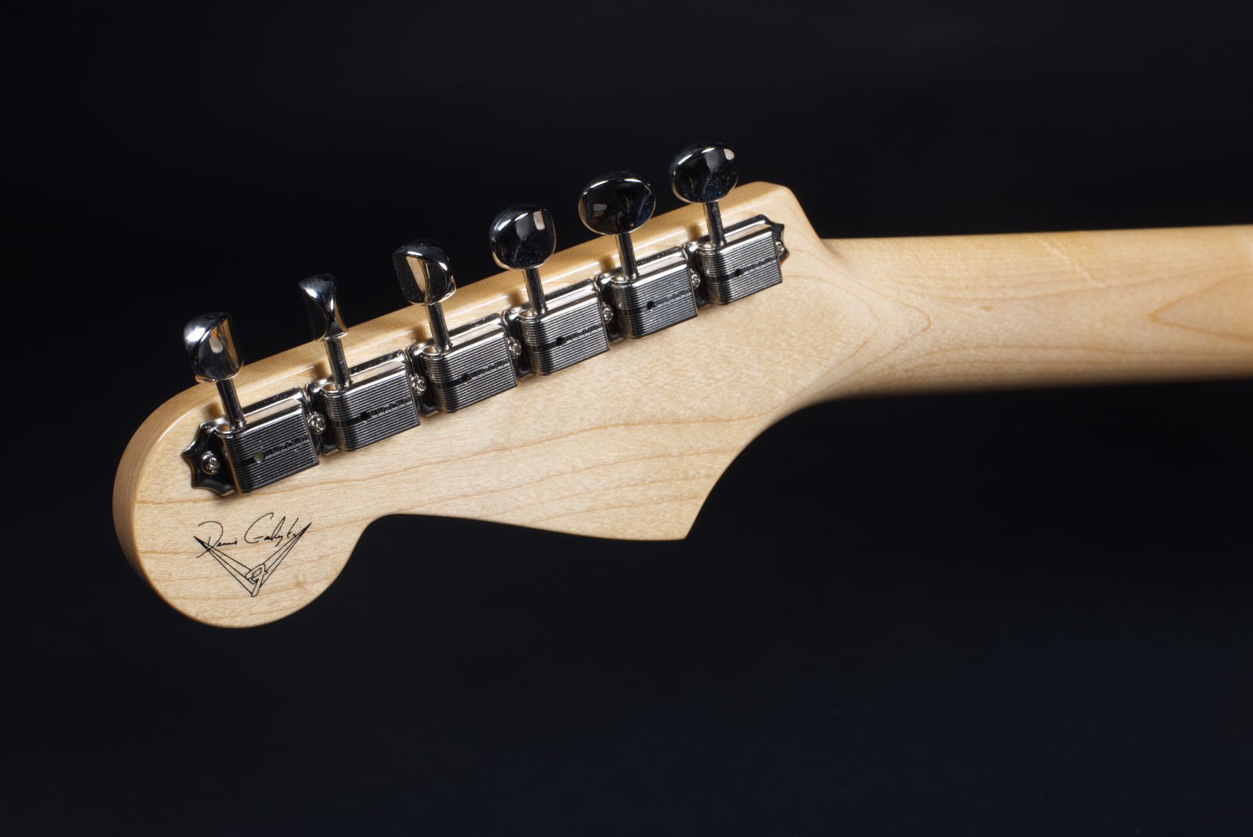 FENDER Masterbuilt Custom Shop Dennis Galuszka 63' Stratocaster NOS 3 Color Sunburst-10