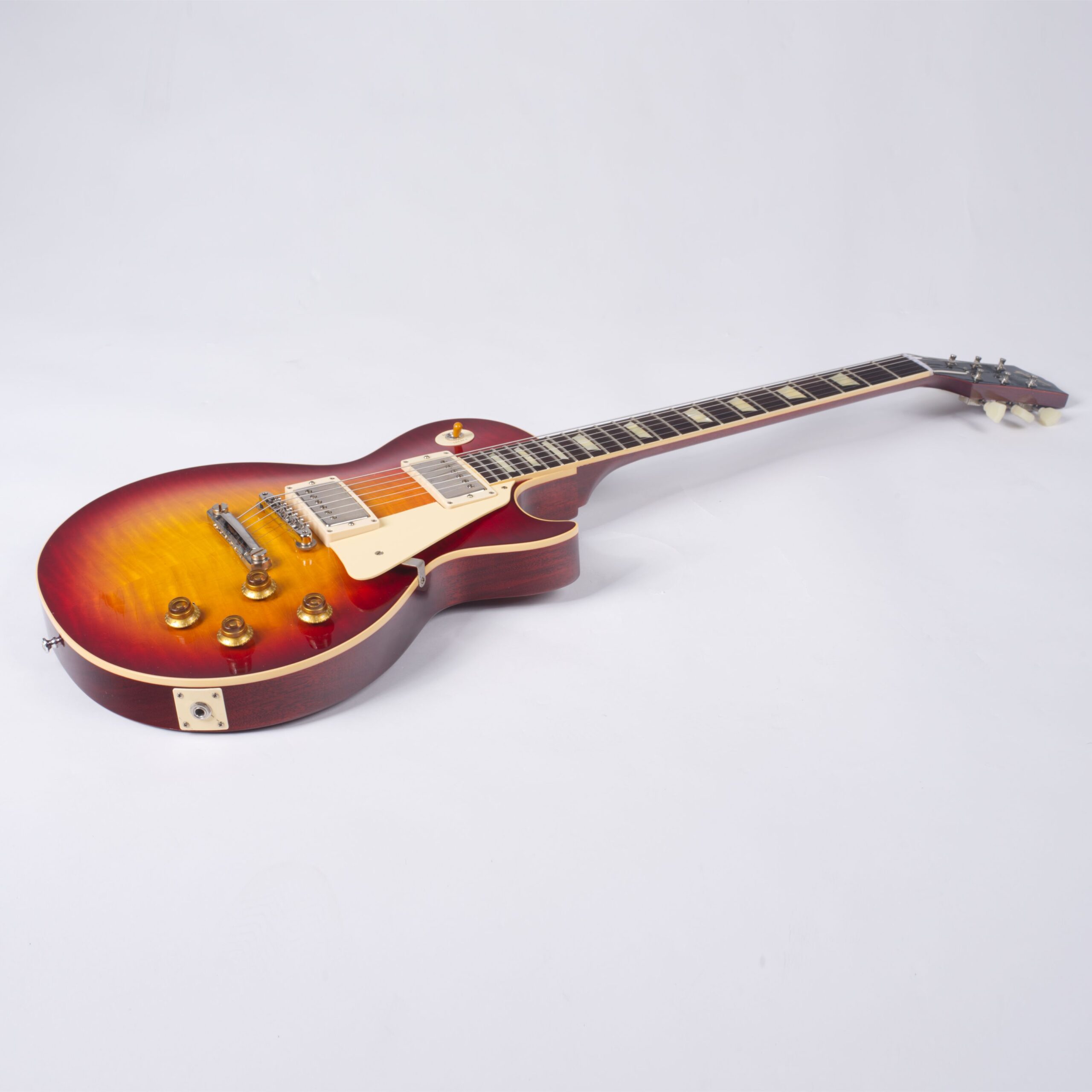 GIBSON 1959 Les Paul Standard Reissue Ultra Light Aged Factory Burst Murphy Lab -4