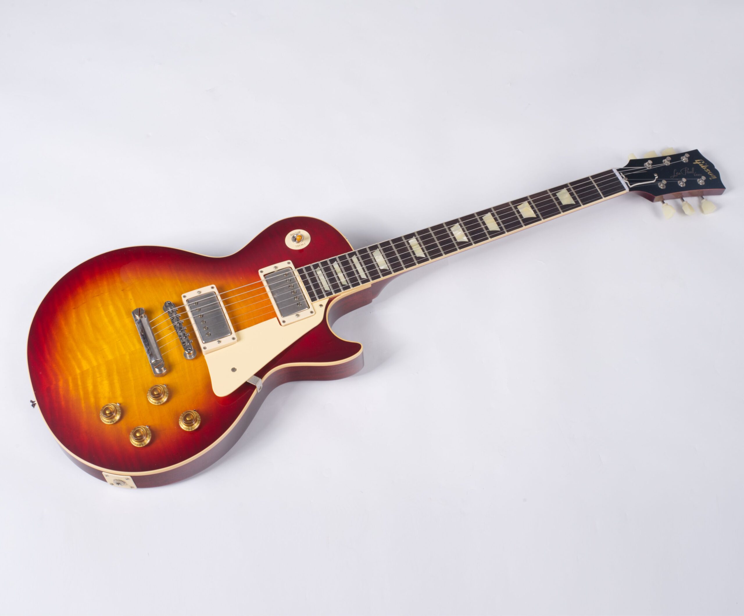 GIBSON 1959 Les Paul Standard Reissue Ultra Light Aged Factory Burst Murphy Lab -6