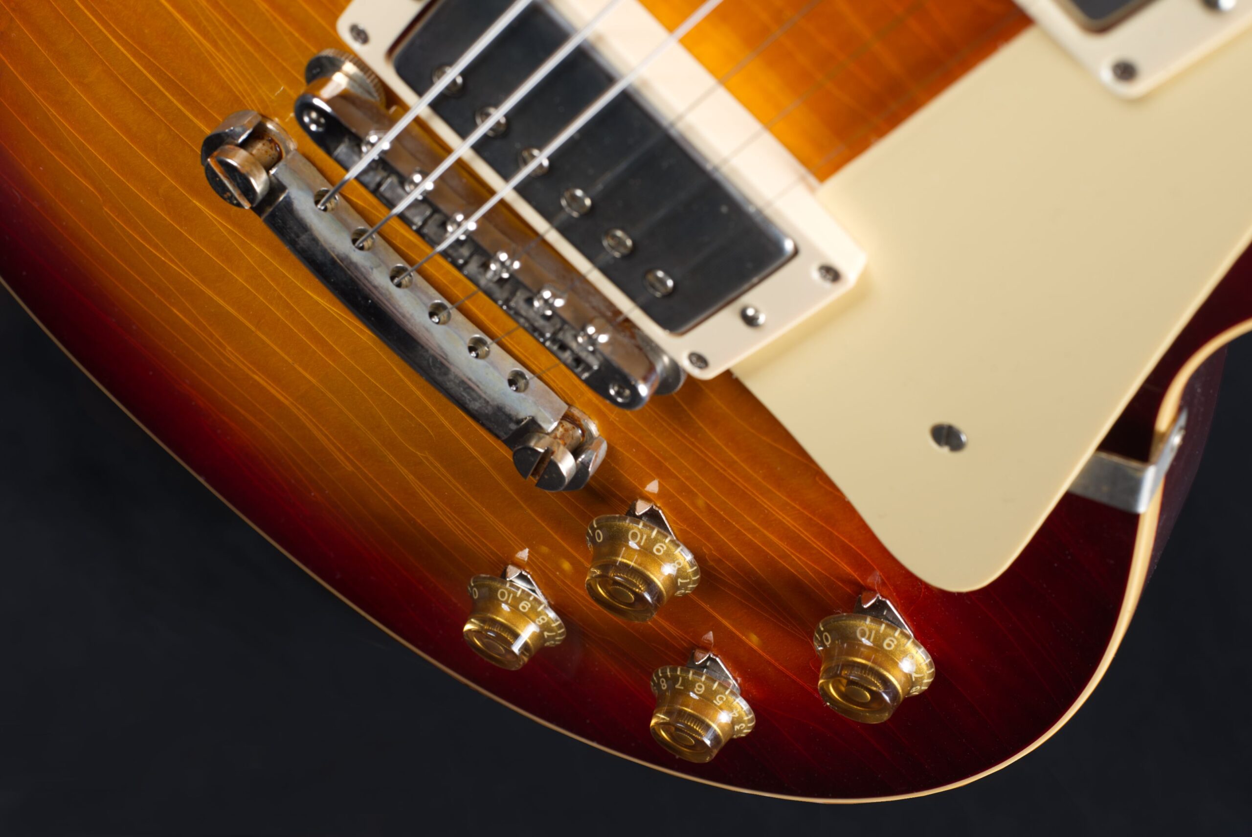 GIBSON 1959 Les Paul Standard Reissue Ultra Light Aged Factory Burst Murphy Lab -15