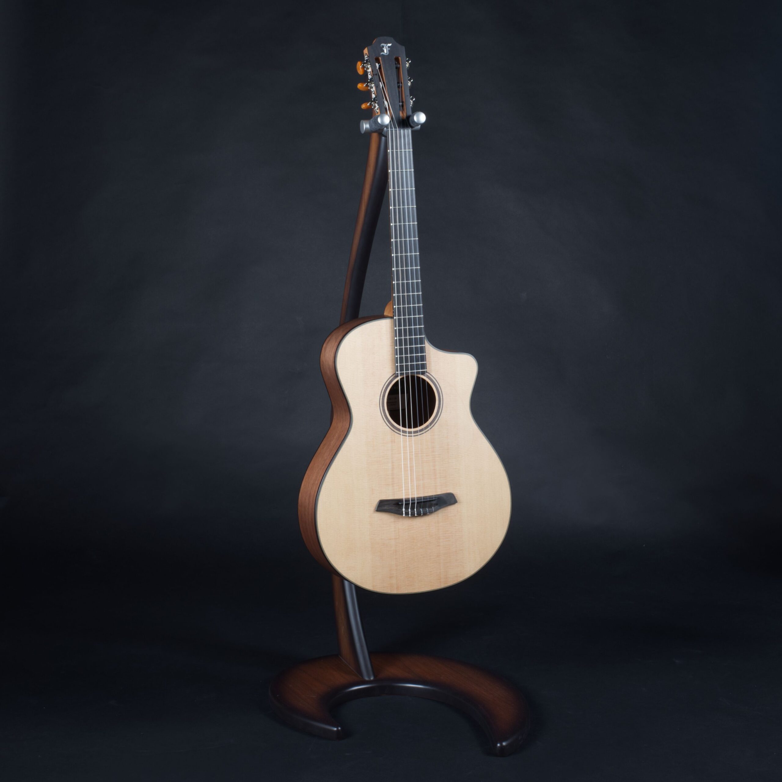 FURCH Grand Nylon GNc 2-SW 45mm Fichte/Walnuss-3