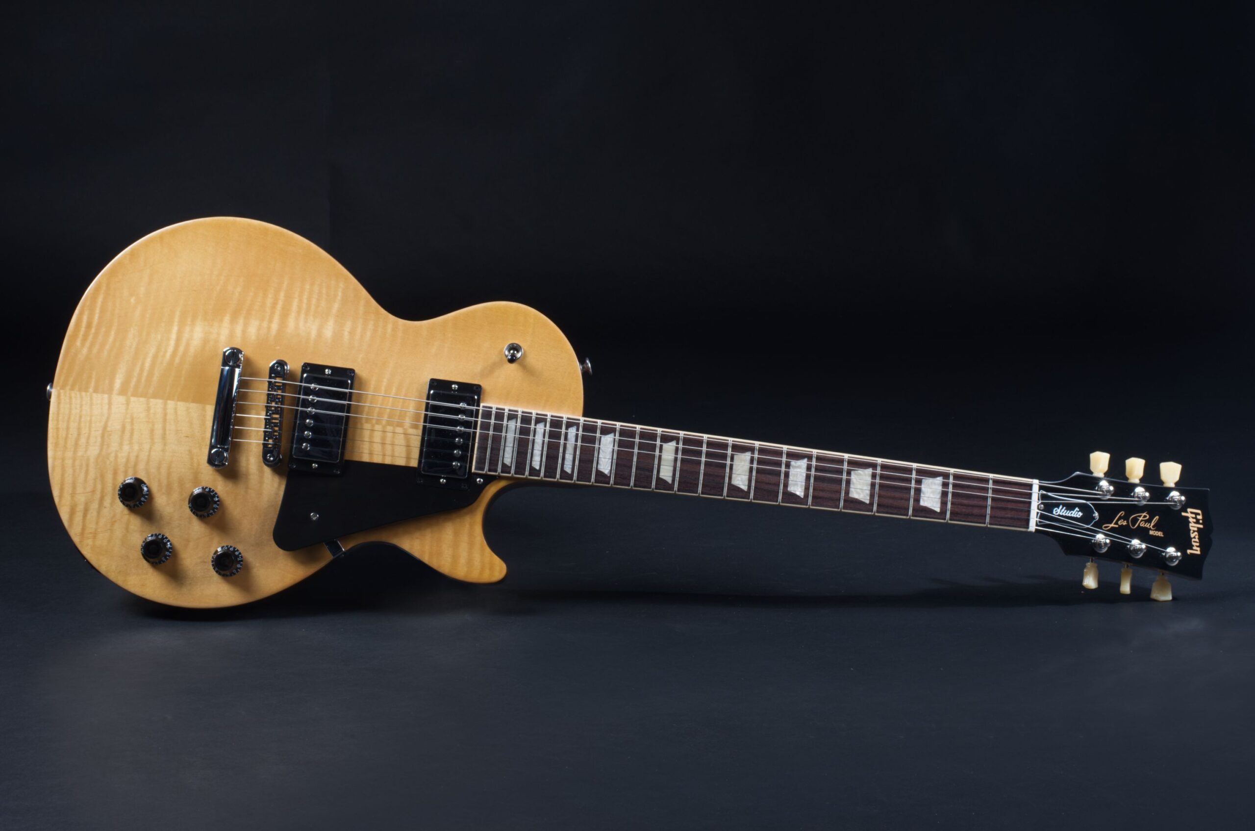 GIBSON Les Paul Studio Figured Antique Natural-3