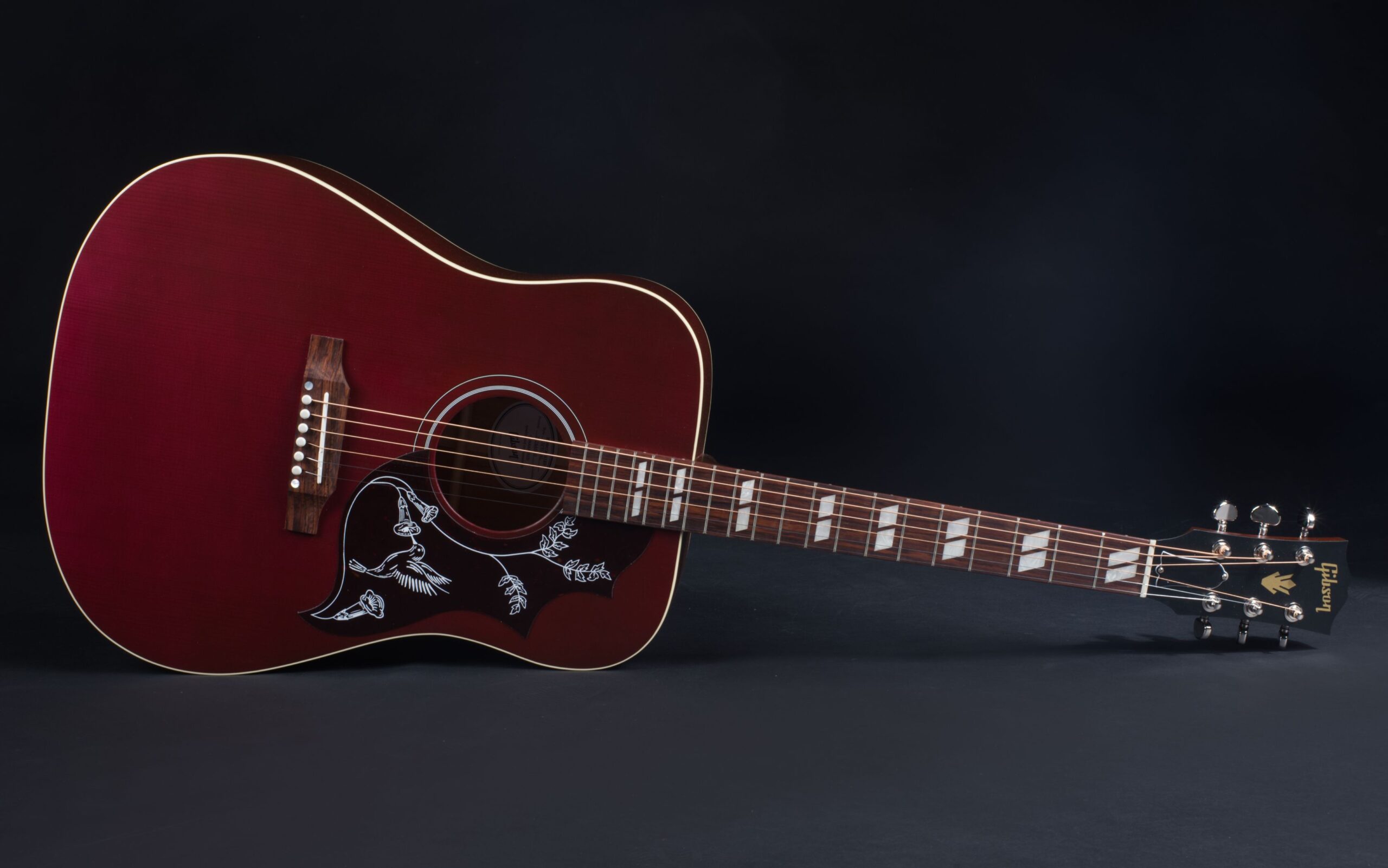 GIBSON Hummingbird Special Satin Wine Red-3