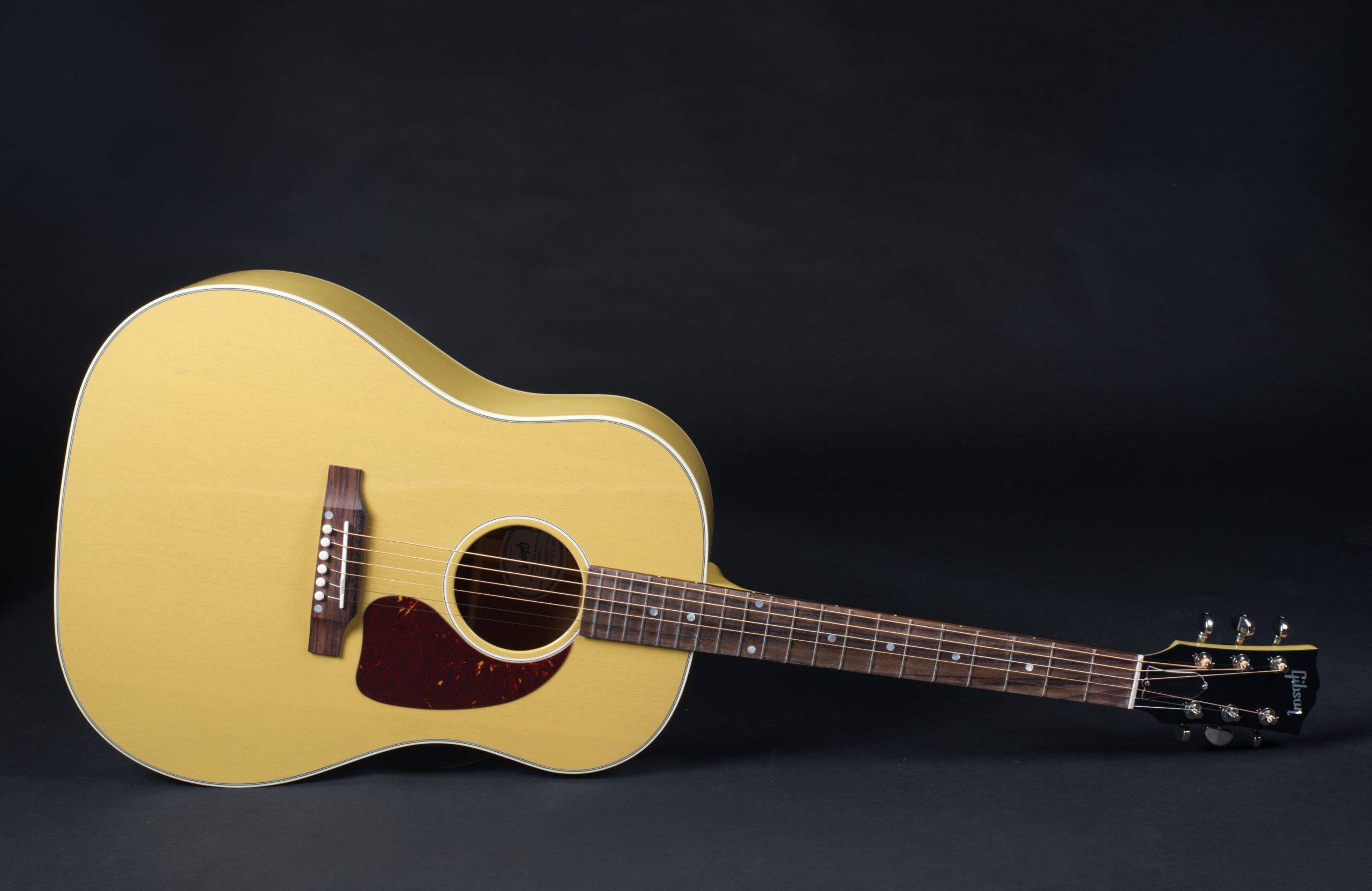 GIBSON J-45 All Mahogany Limited Run TV Yellow Gloss Custom Shop-3