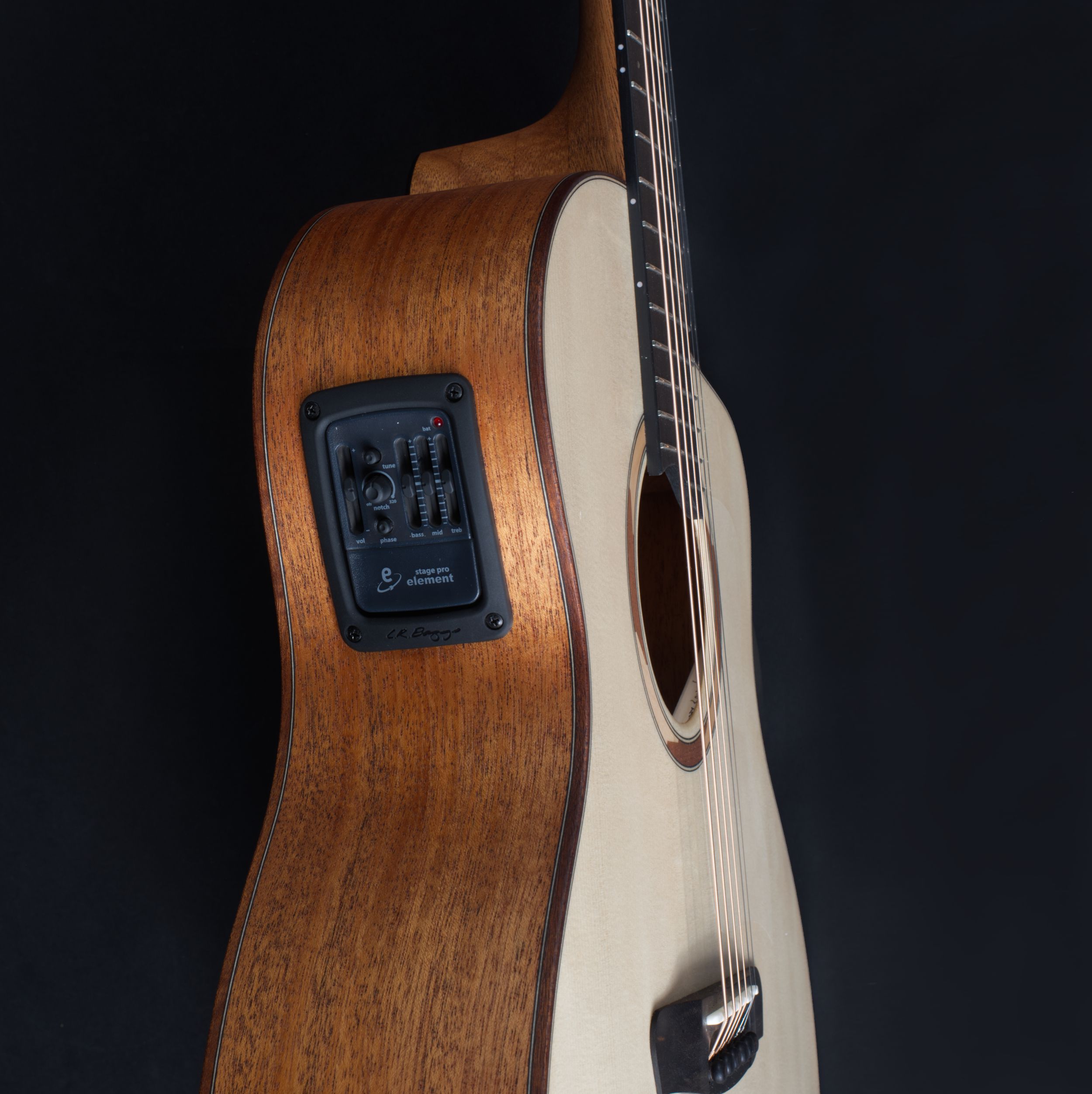 DOWINA Vintage Sauvignon GACE-SWS Fichte/Mahagoni Stage Pro-5